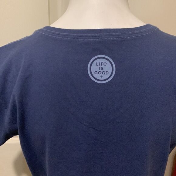 Life is good crusher watercolor flag T-shirt. Small - Picture 4 of 9